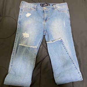 Hollister High-Rise Crop Jeans